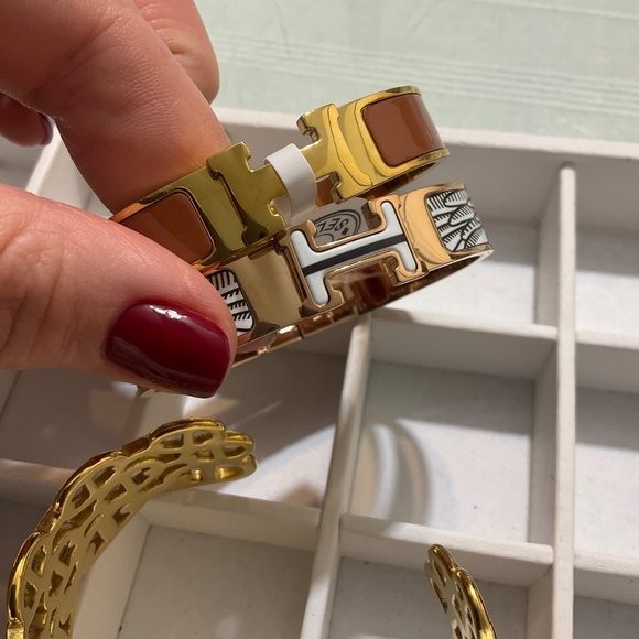 Bracelet and earrings - Picture 8 of 12